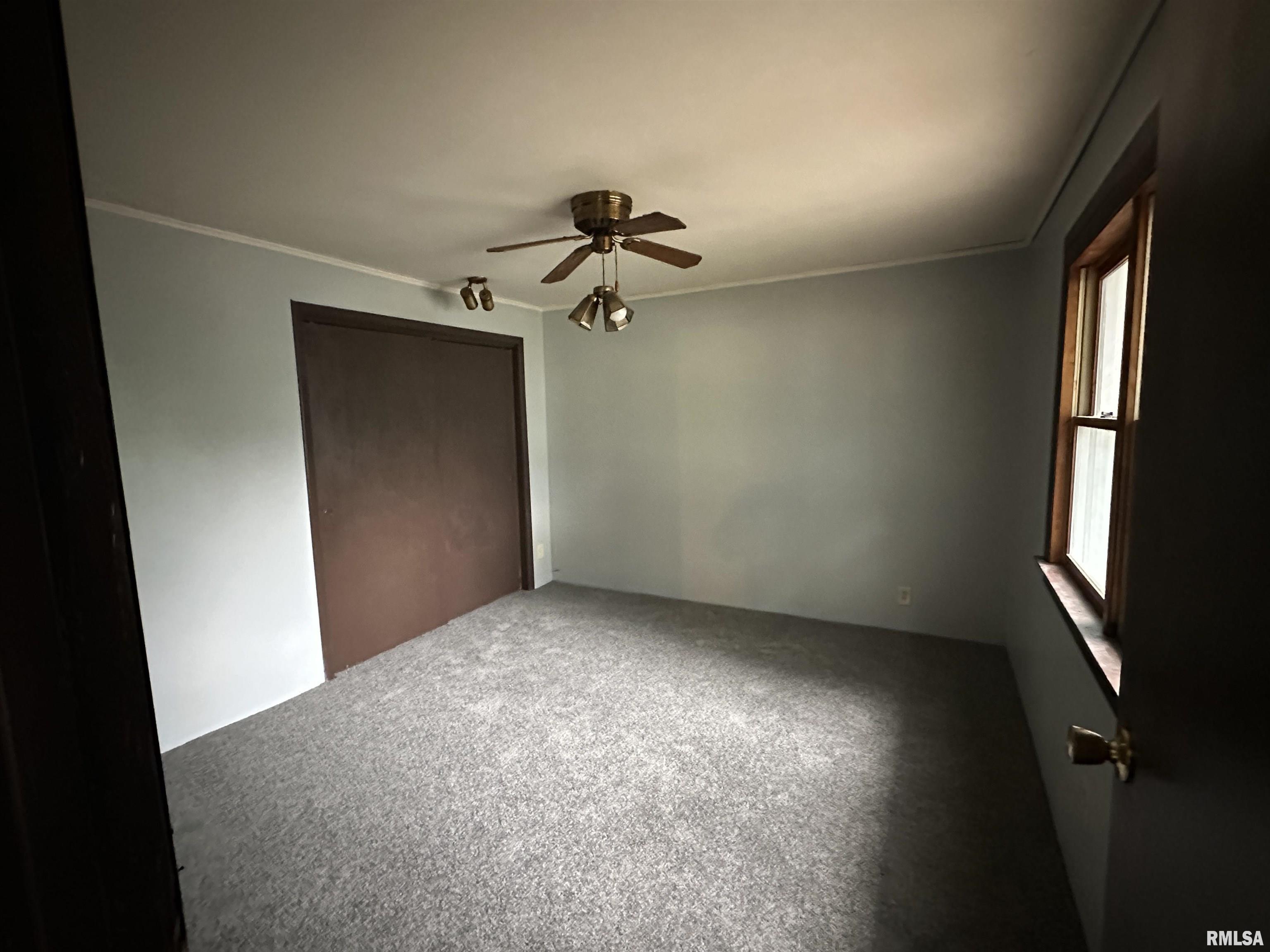 2924 North Mission Road Peoria, IL 61604 - Photo 17 of 29 Gallery Image 17