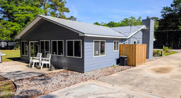 $2,600 | 46 Mroz Road, Beaufort, SC 29906