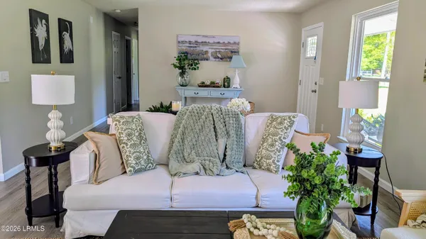 $2,600 | 46 Mroz Road, Beaufort, SC 29906