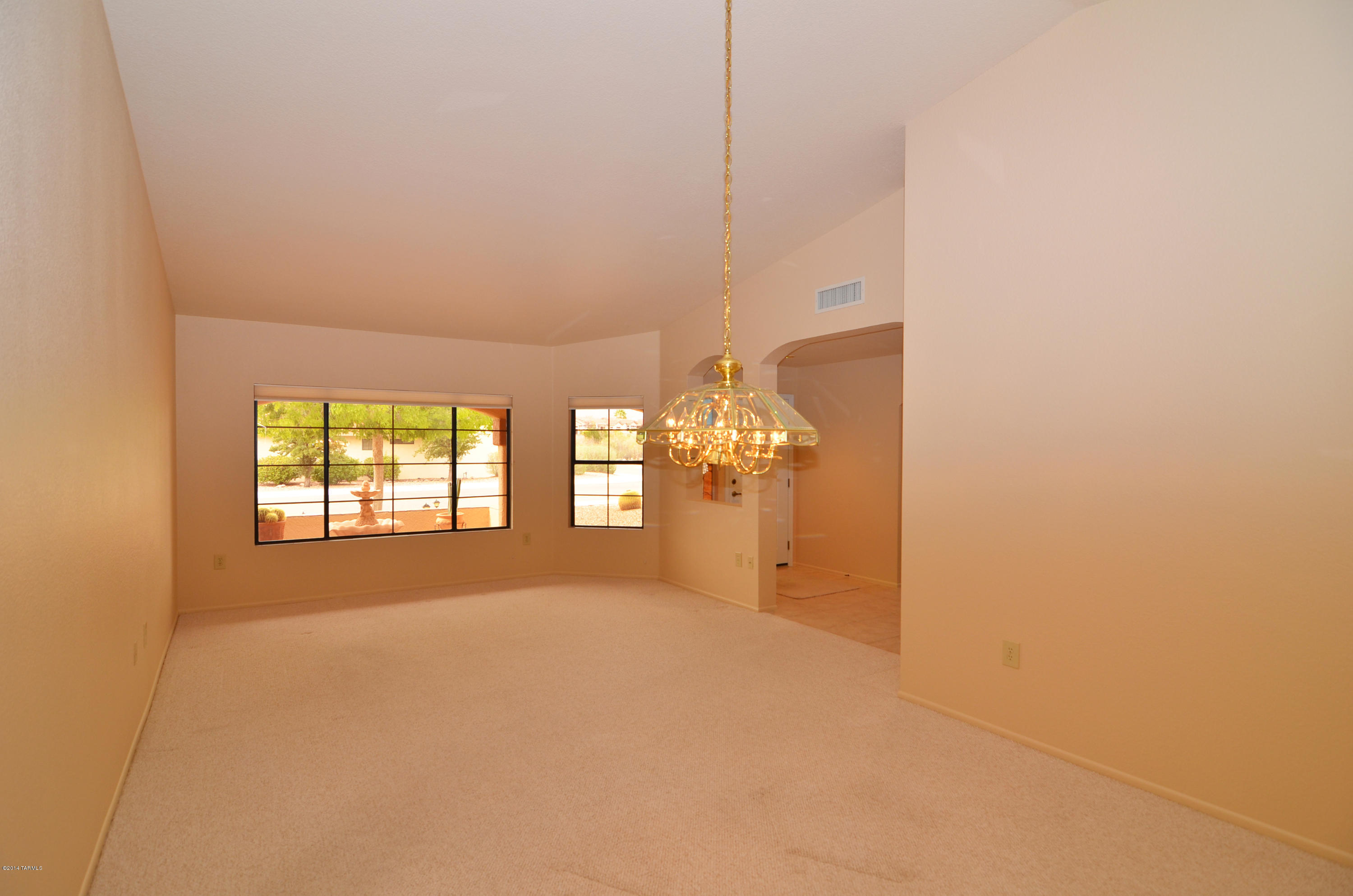 14180 North Dawn Ridge Way Oro Valley, AZ 85755 - Photo 10 of 27