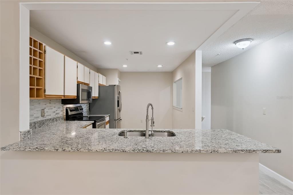 683 Post Oak Circle, Unit 105 Altamonte Springs, FL 32701 - Photo 17 of 53