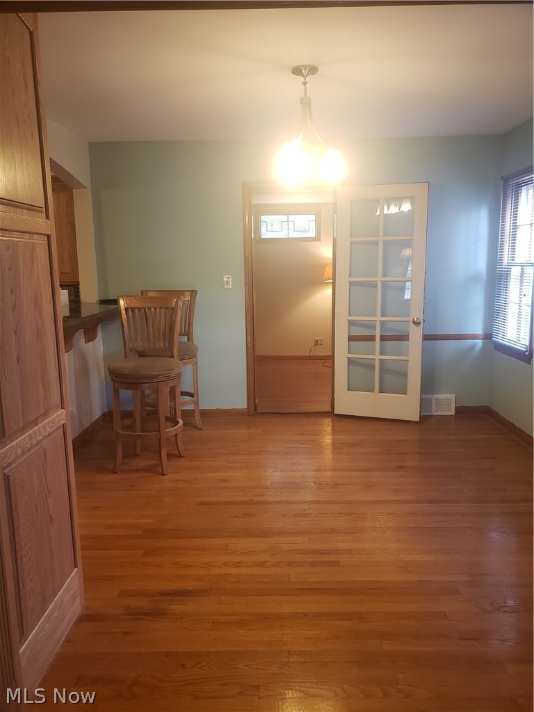 3012 Ripley Road Cleveland, OH 44120 - Photo 7 of 34