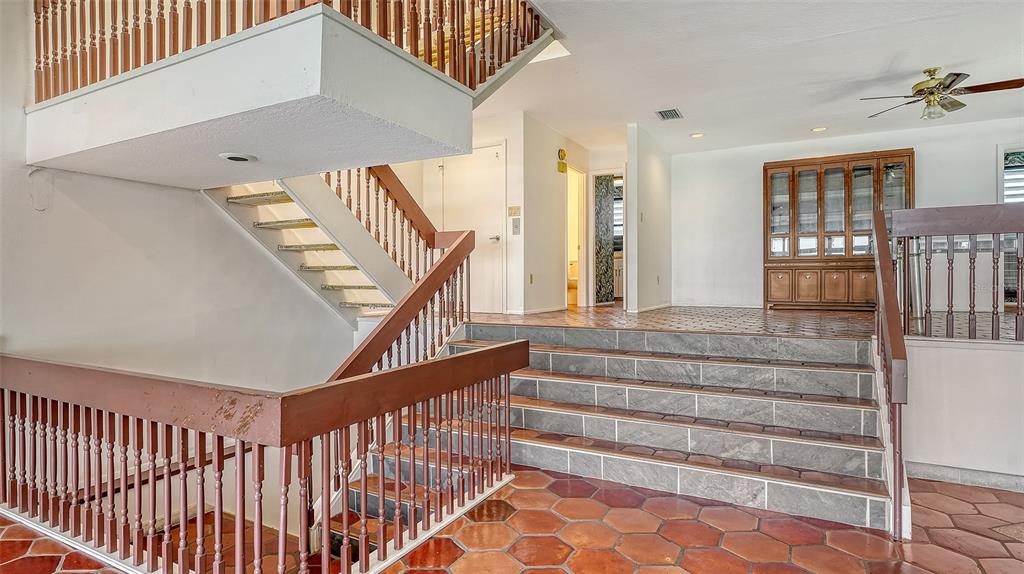 222 Beach Road, Unit 7 Sarasota, FL 34242 - Photo 16 of 61 Gallery Image 16