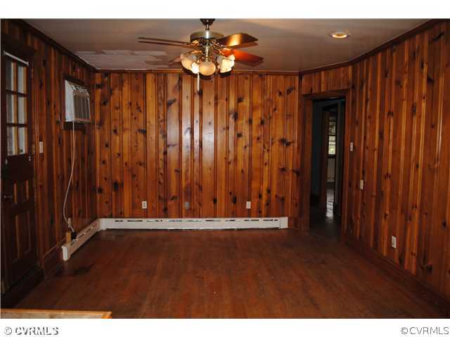 3155 Maidens Road Powhatan, VA 23139 - Photo 3 of 19 Dining Room