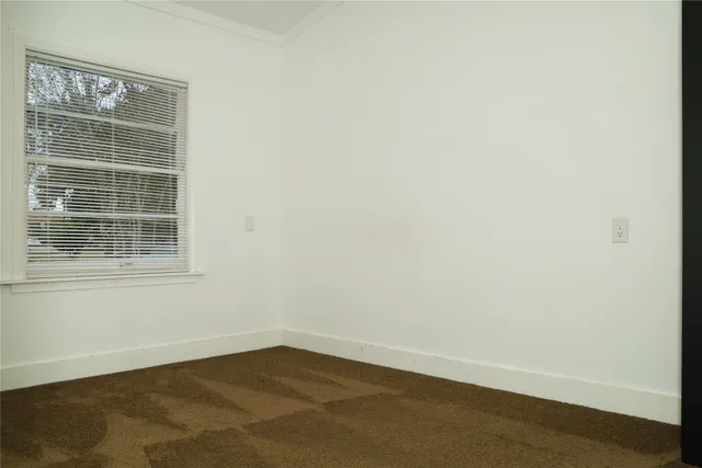 $1,600 | 1129 North Arcola Street, Angleton, TX 77515