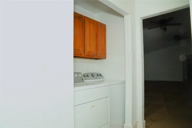 $1,600 | 1129 North Arcola Street, Angleton, TX 77515