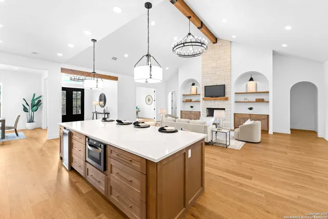 $849,999 | 736 Mountain Creek Trail, Boerne, TX 78006