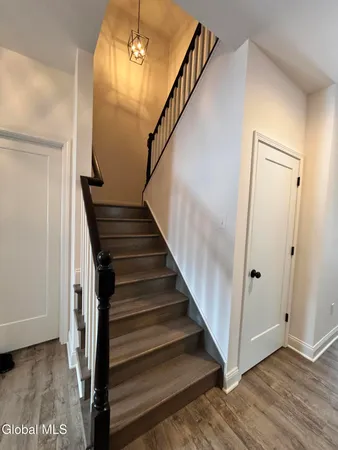 $2,950 | 587 A Grooms Road, Clifton Park, NY 12065