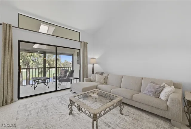 $2,150 | 12250 Kelly Greens Boulevard, Unit 57, Fort Myers, FL 33908