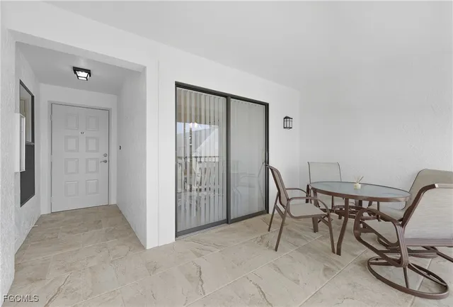 $2,150 | 12250 Kelly Greens Boulevard, Unit 57, Fort Myers, FL 33908