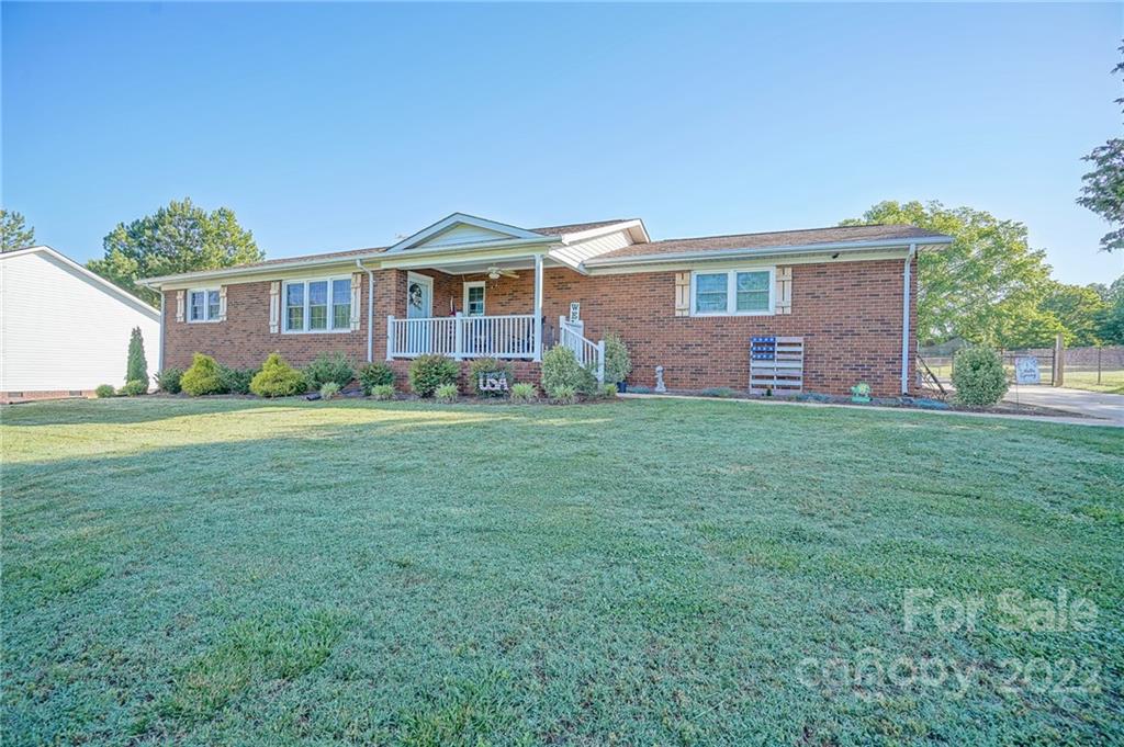 650 Lippard Road Salisbury, NC 28146 - Photo 1 of 46 Gallery Image 1