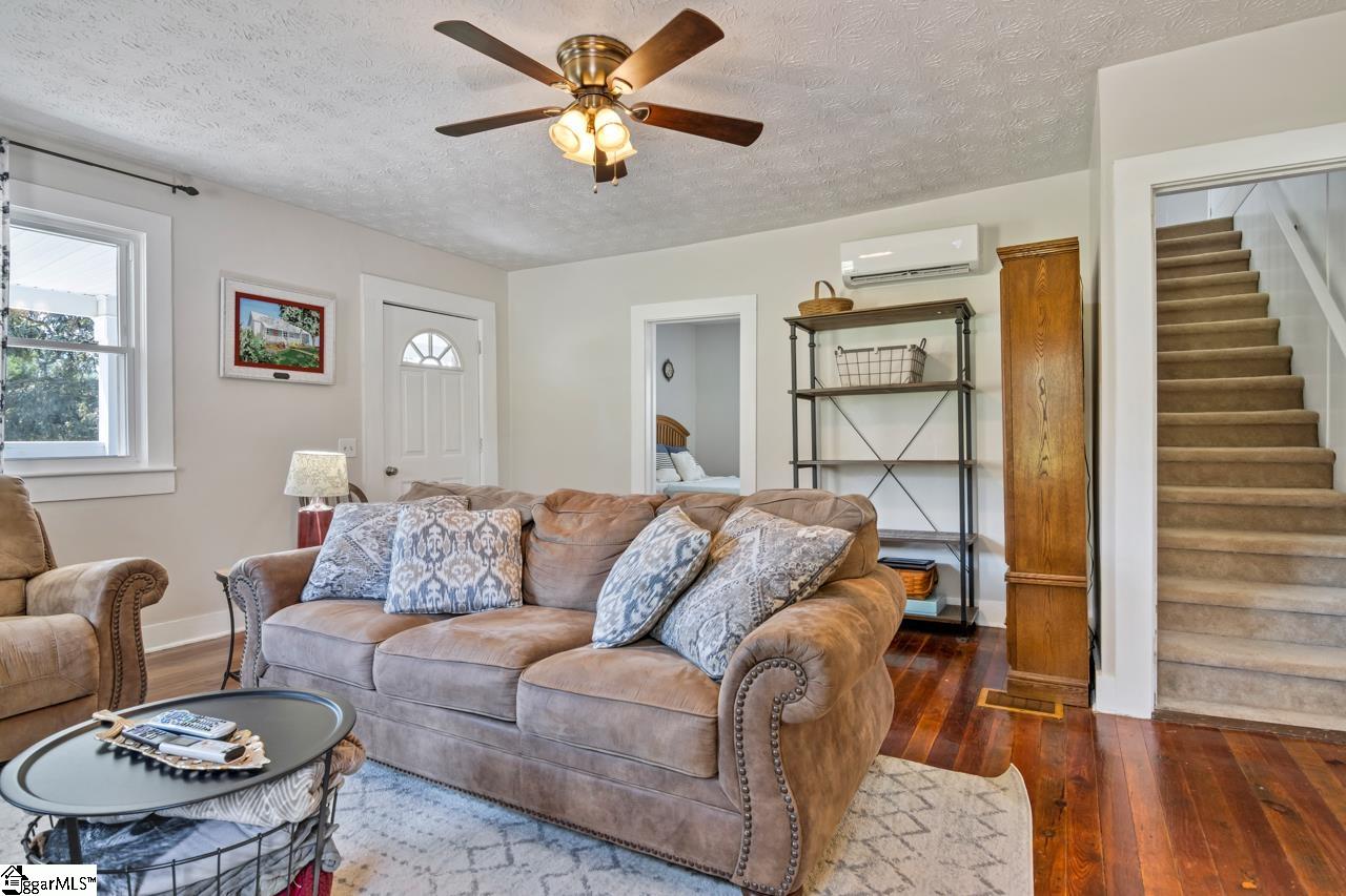 1027 Johnson Road Easley, SC 29642 - Photo 14 of 36