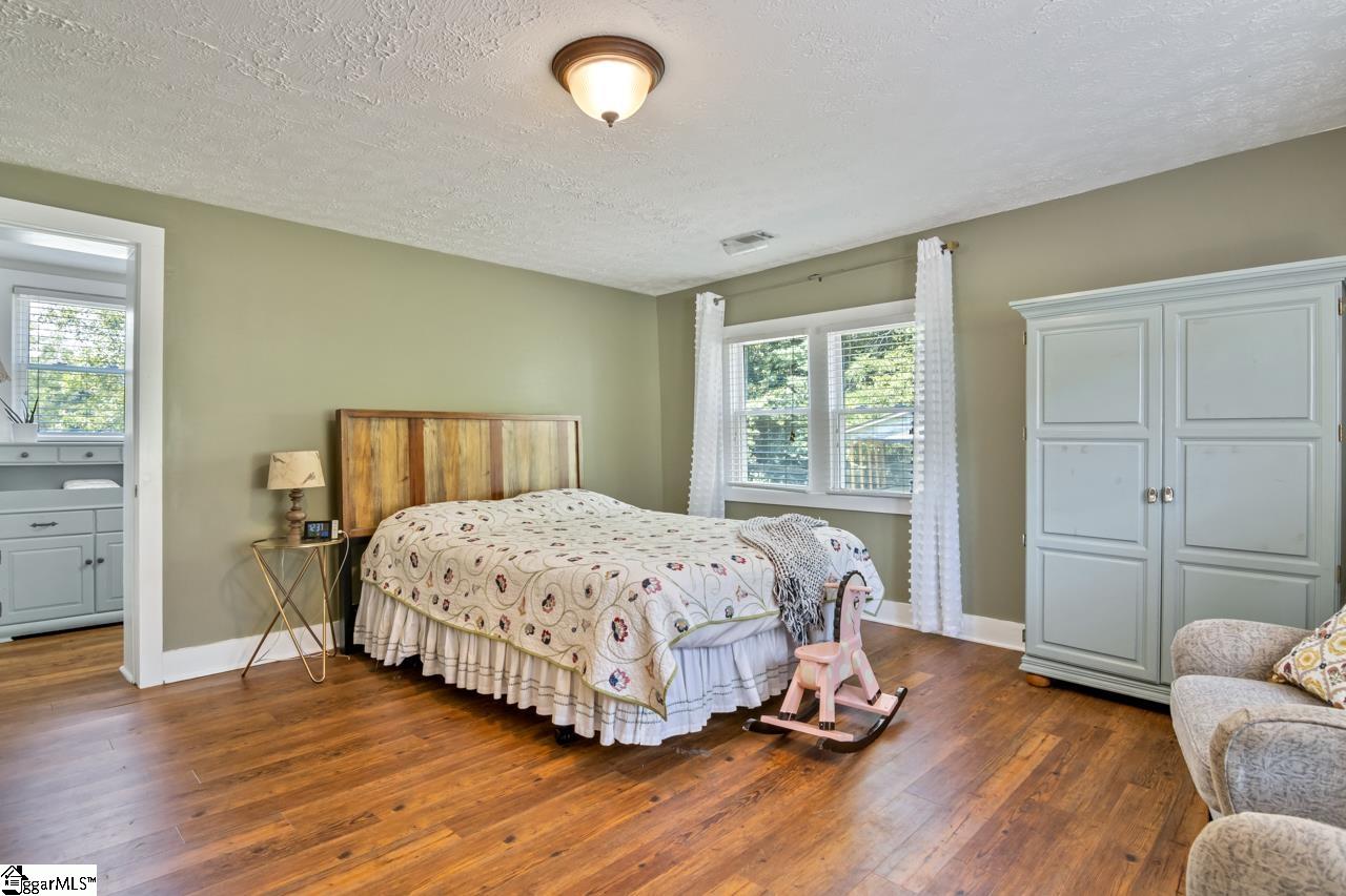 1027 Johnson Road Easley, SC 29642 - Photo 17 of 36
