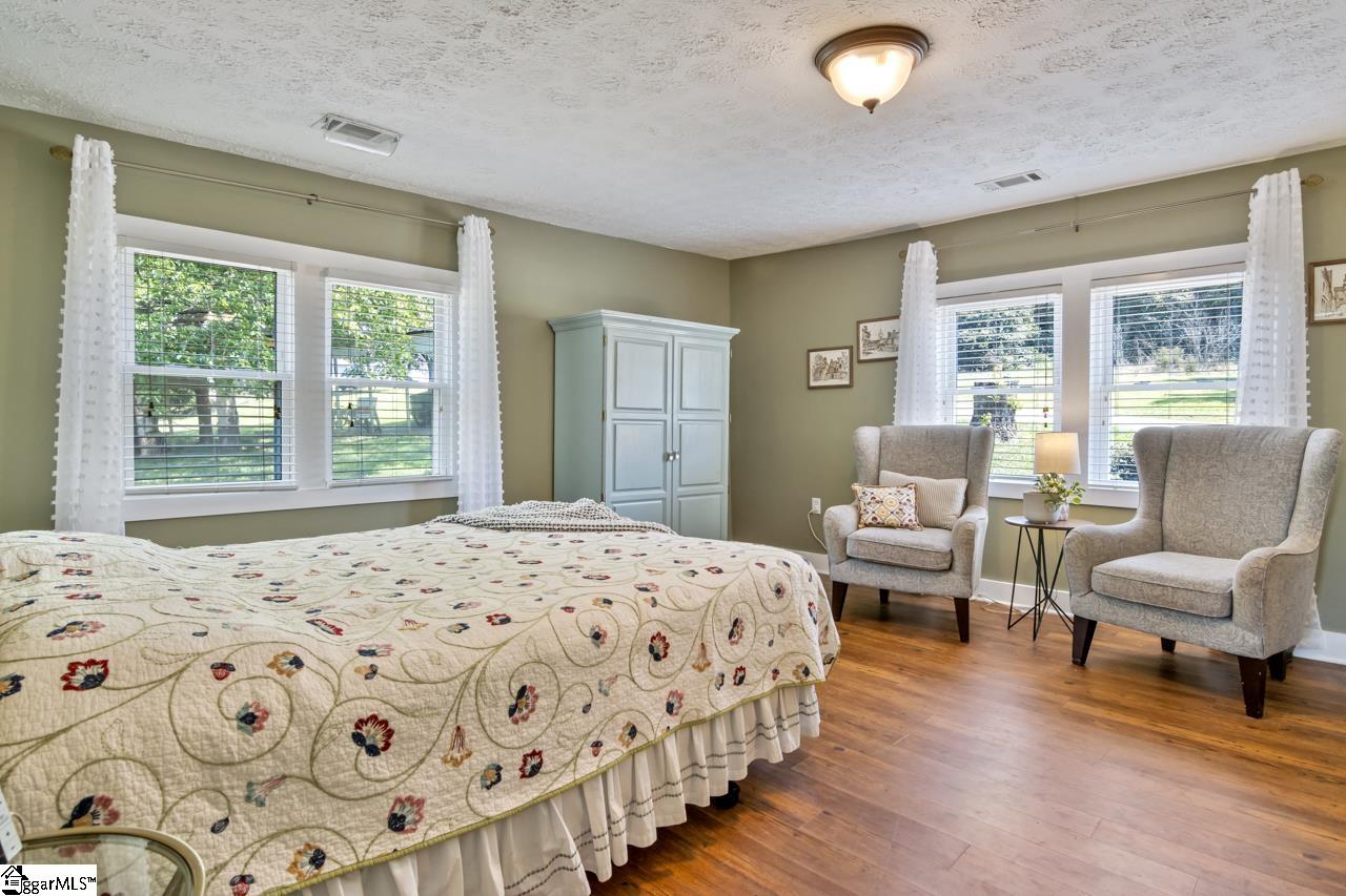 1027 Johnson Road Easley, SC 29642 - Photo 18 of 36