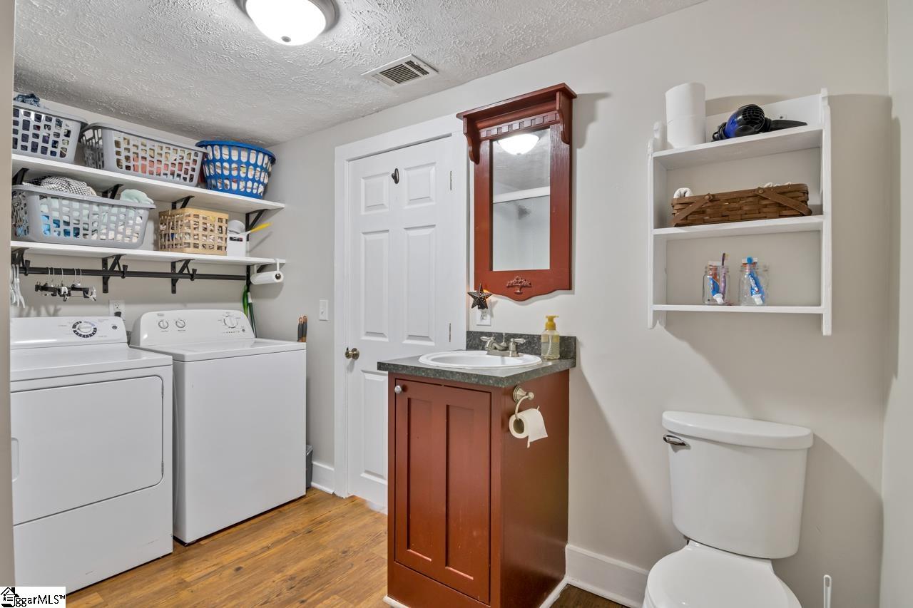 1027 Johnson Road Easley, SC 29642 - Photo 23 of 36