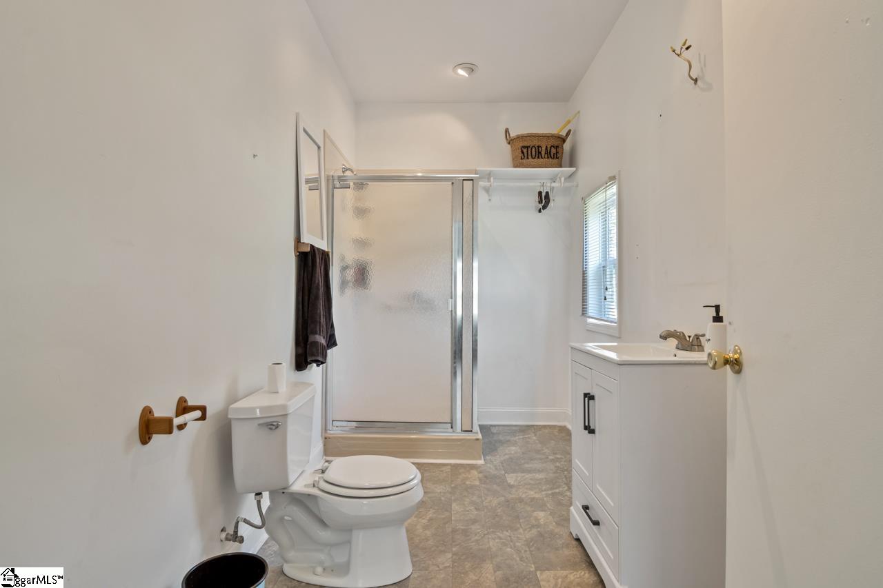 1027 Johnson Road Easley, SC 29642 - Photo 28 of 36