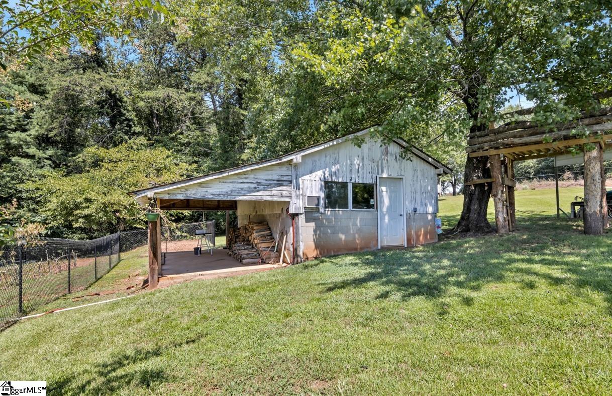 1027 Johnson Road Easley, SC 29642 - Photo 35 of 36
