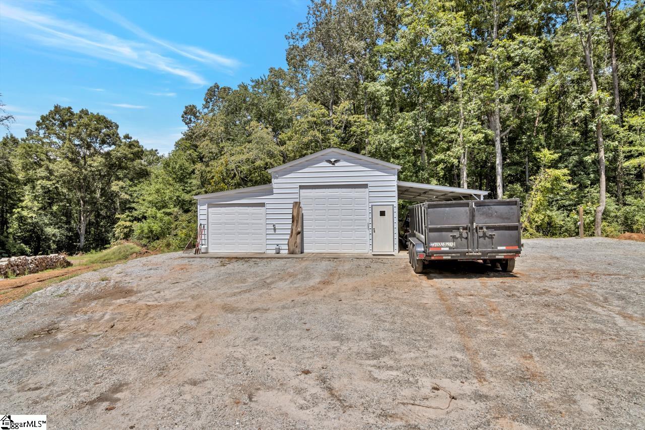1027 Johnson Road Easley, SC 29642 - Photo 6 of 36