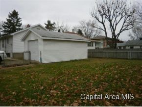 200 East Apple Orchard Road Springfield, IL 62703 - Photo 3 of 19