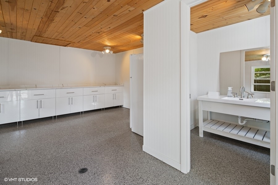 236 Melrose Avenue Elmhurst, IL 60126 - Photo 38 of 50 a view of a bedroom with natural light