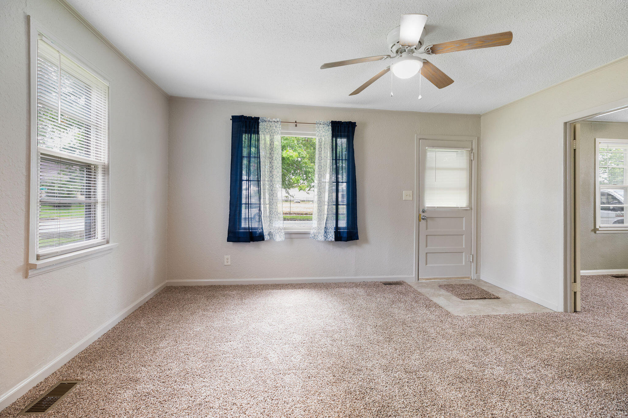 1401 West Florida Street Springfield, MO 65803 - Photo 6 of 17 FloridaStreet-1