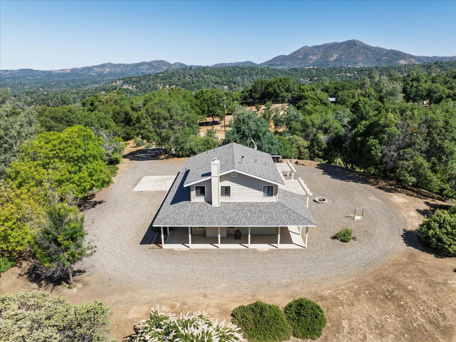 3668 Homestead Road Mariposa, CA 95338 - Photo 4 of 34 Gallery Image 4