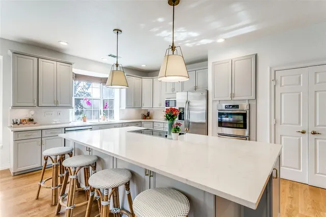 $1,085,000 | 203 Manor Place, Southlake, TX 76092