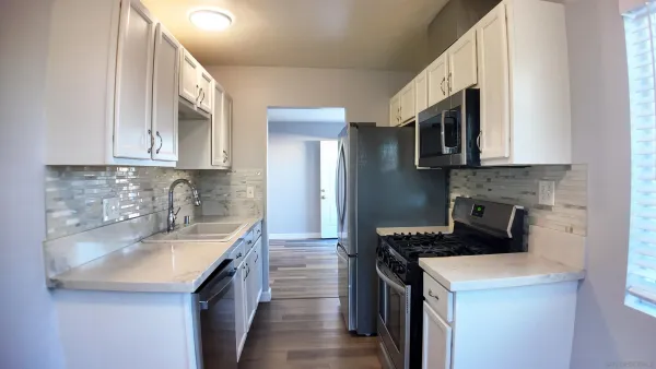 $3,375 | 3934 Marine View Avenue, Unit 3934 1/2, San Diego, CA 92113