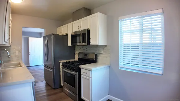 $3,375 | 3934 Marine View Avenue, Unit 3934 1/2, San Diego, CA 92113