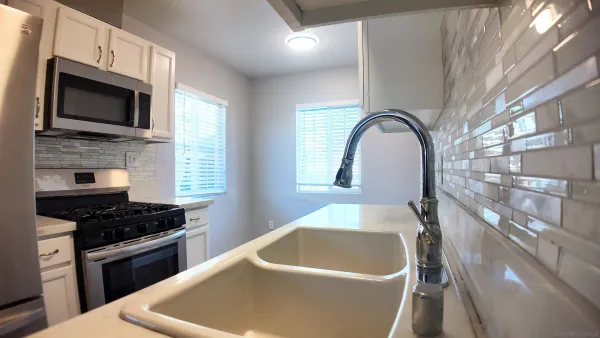 $3,375 | 3934 Marine View Avenue, Unit 3934 1/2, San Diego, CA 92113