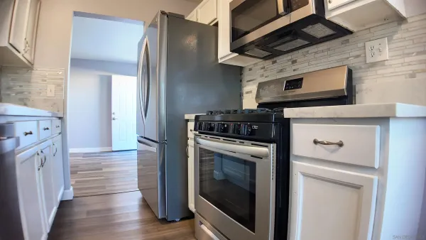 $3,375 | 3934 Marine View Avenue, Unit 3934 1/2, San Diego, CA 92113