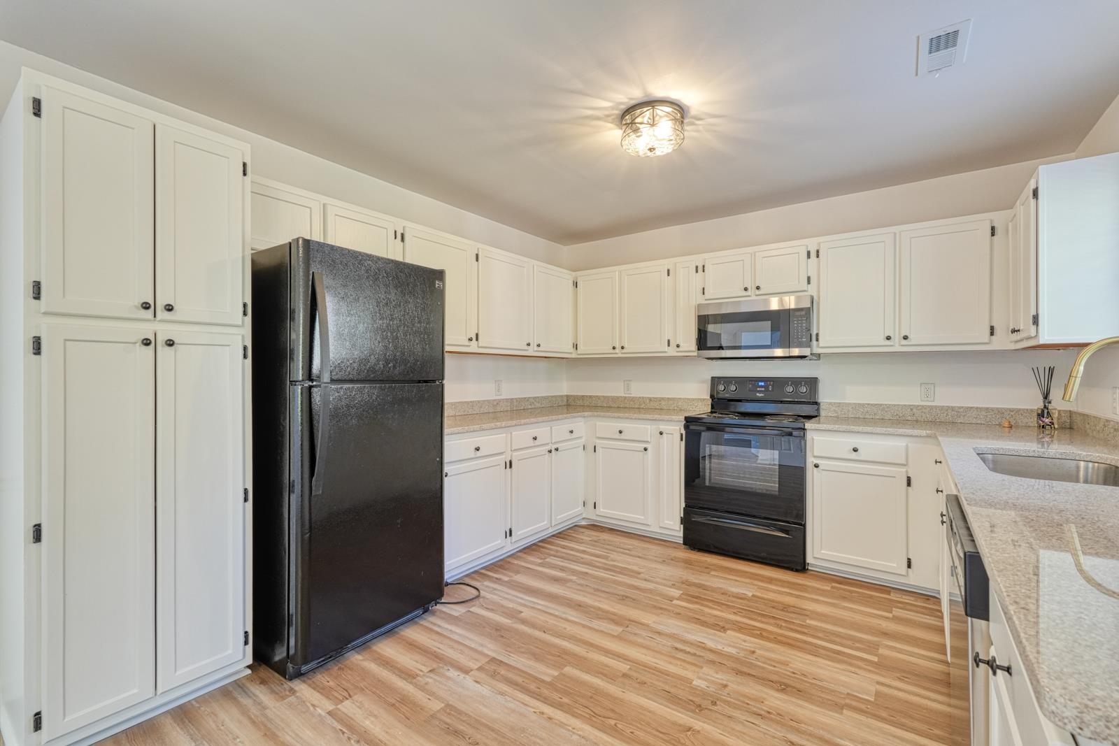 138 Gower Road Spartanburg, SC 29303 - Photo 8 of 28 Gallery Image 8