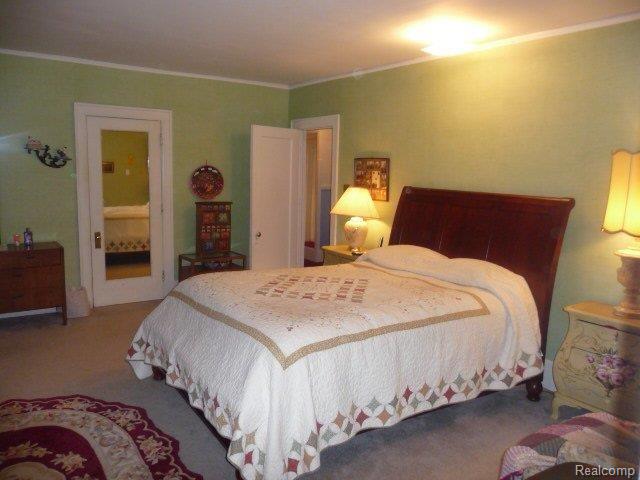 164 Moran Road Grosse Pointe, MI 48236 - Photo 13 of 25 P1020621.JPG