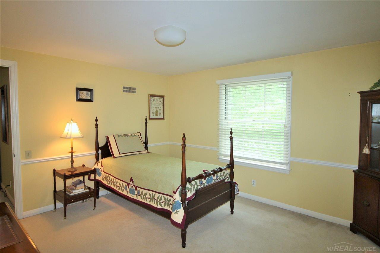 1137 Audubon Road Grosse Pointe, MI 48230 - Photo 41 of 69 50016968-40.JPG