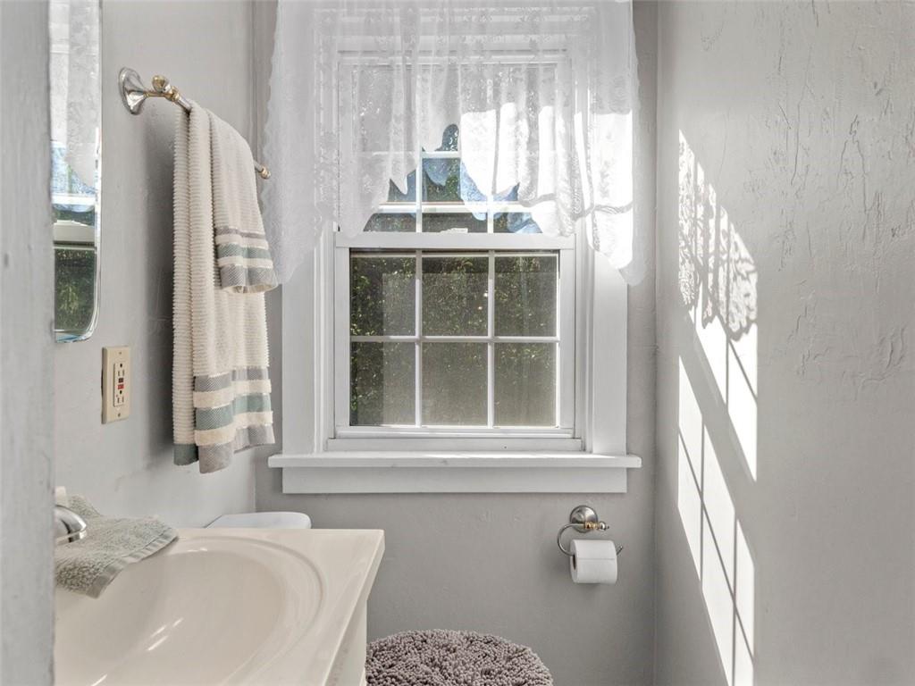 360 Dappenbrook Drive Beaver, PA 15009 - Photo 20 of 30 a bathroom with a sink and a window
