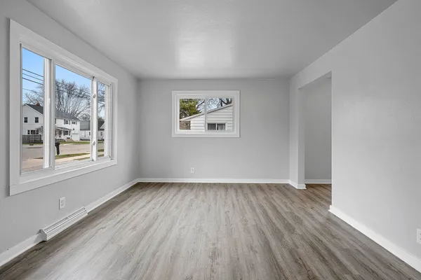 $154,900 | 1705 30th Avenue, Menominee, MI 49858