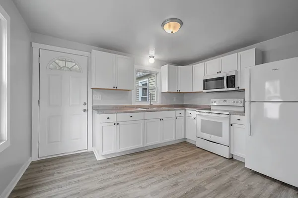 $154,900 | 1705 30th Avenue, Menominee, MI 49858