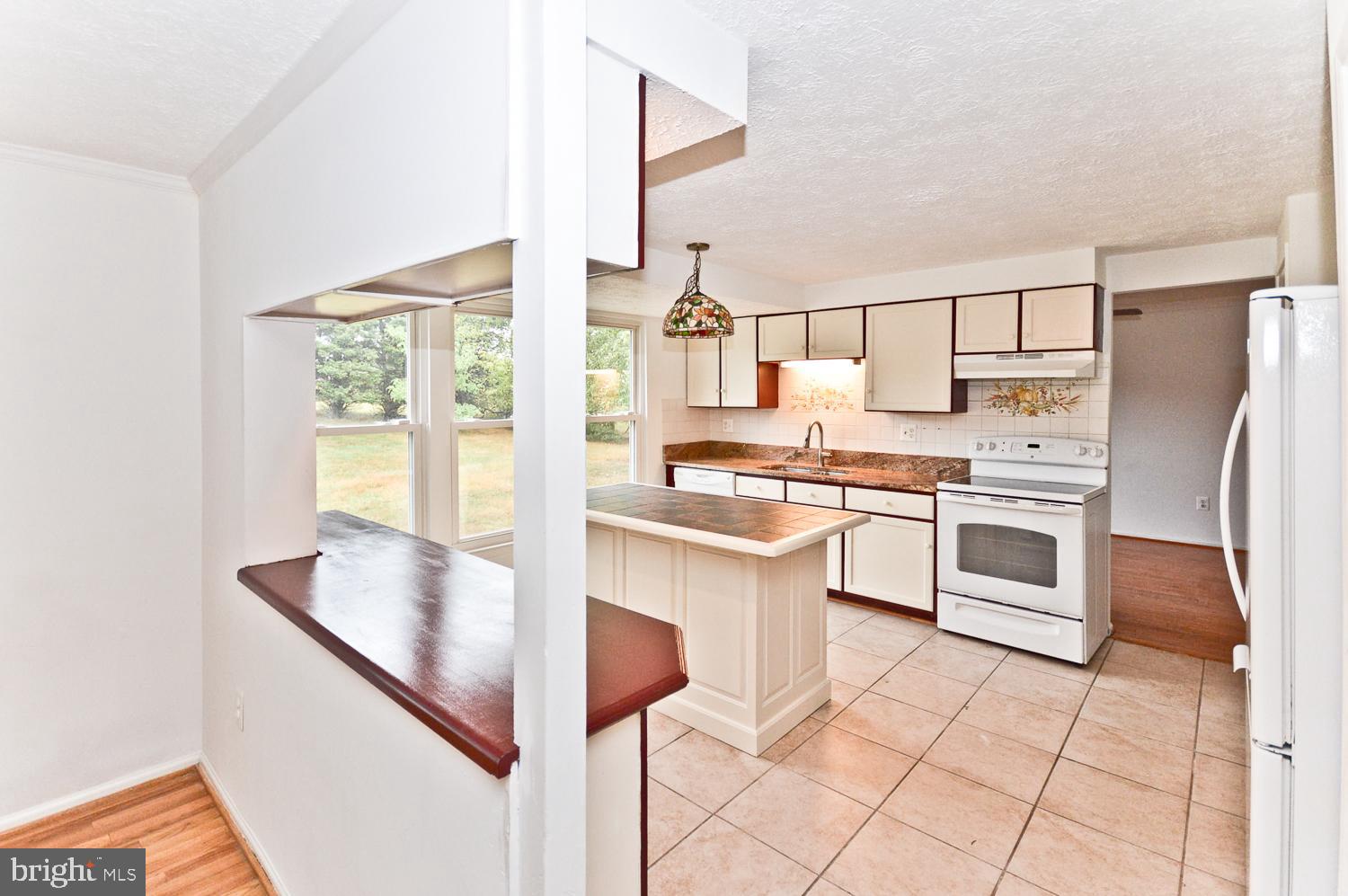 3503 Ripplingbrook Court Bowie, MD 20721 - Photo 15 of 41 Spacious kitchen with lots of natural sunlight