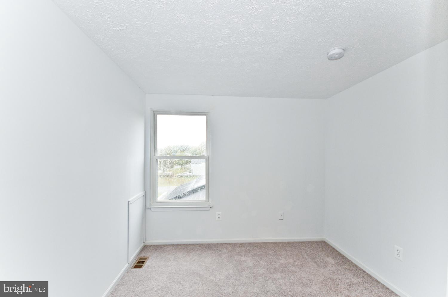 3503 Ripplingbrook Court Bowie, MD 20721 - Photo 23 of 41 1st bedroom