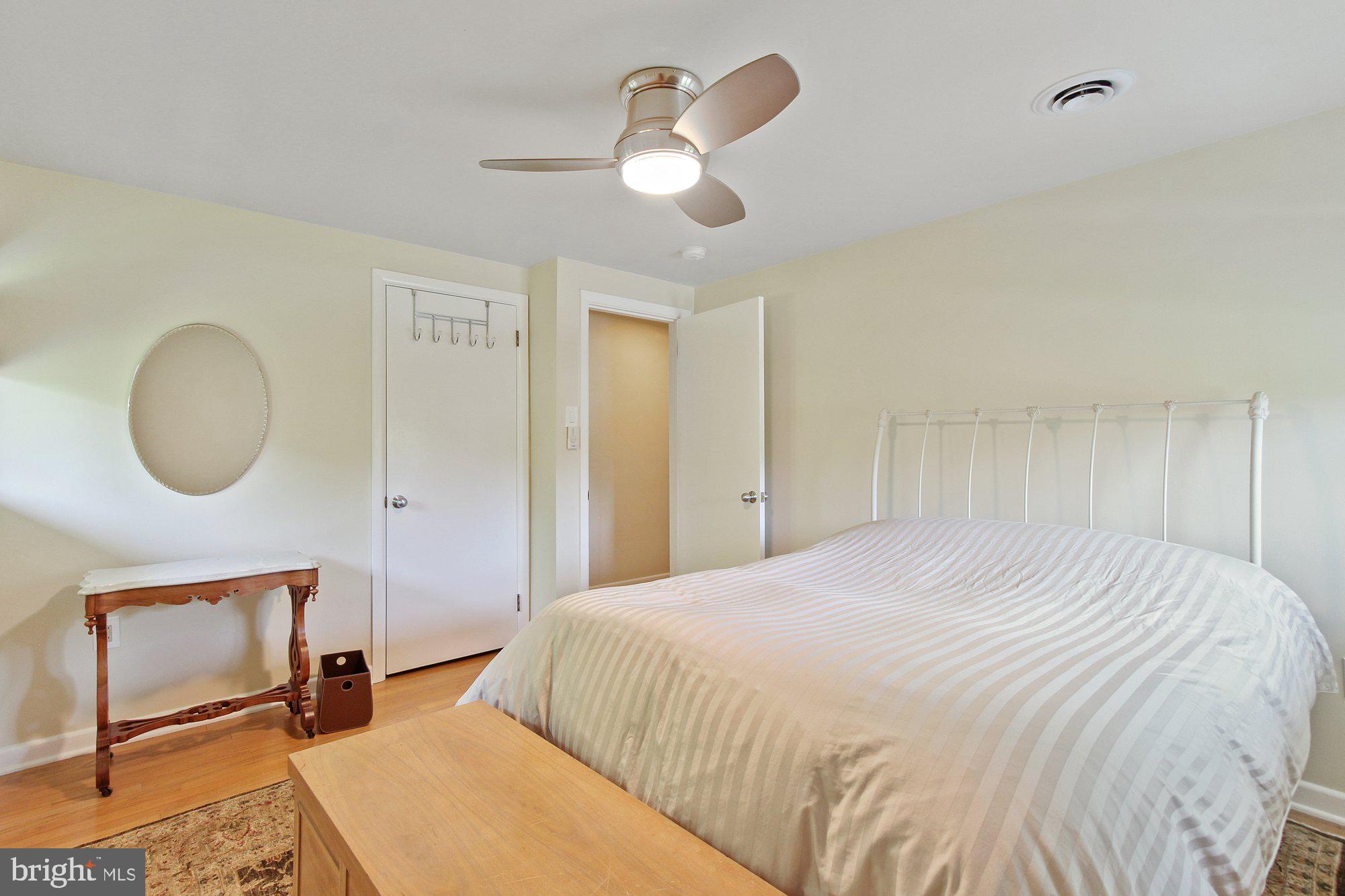 860 Clubhouse Road York, PA 17403 - Photo 4 of 39 Gallery Image 4