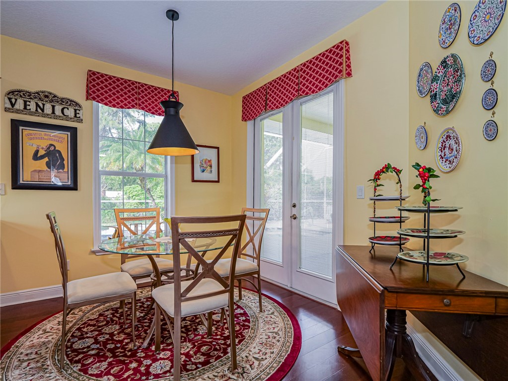 5873 Pine Ridge Circle Vero Beach, FL 32967 - Photo 16 of 36