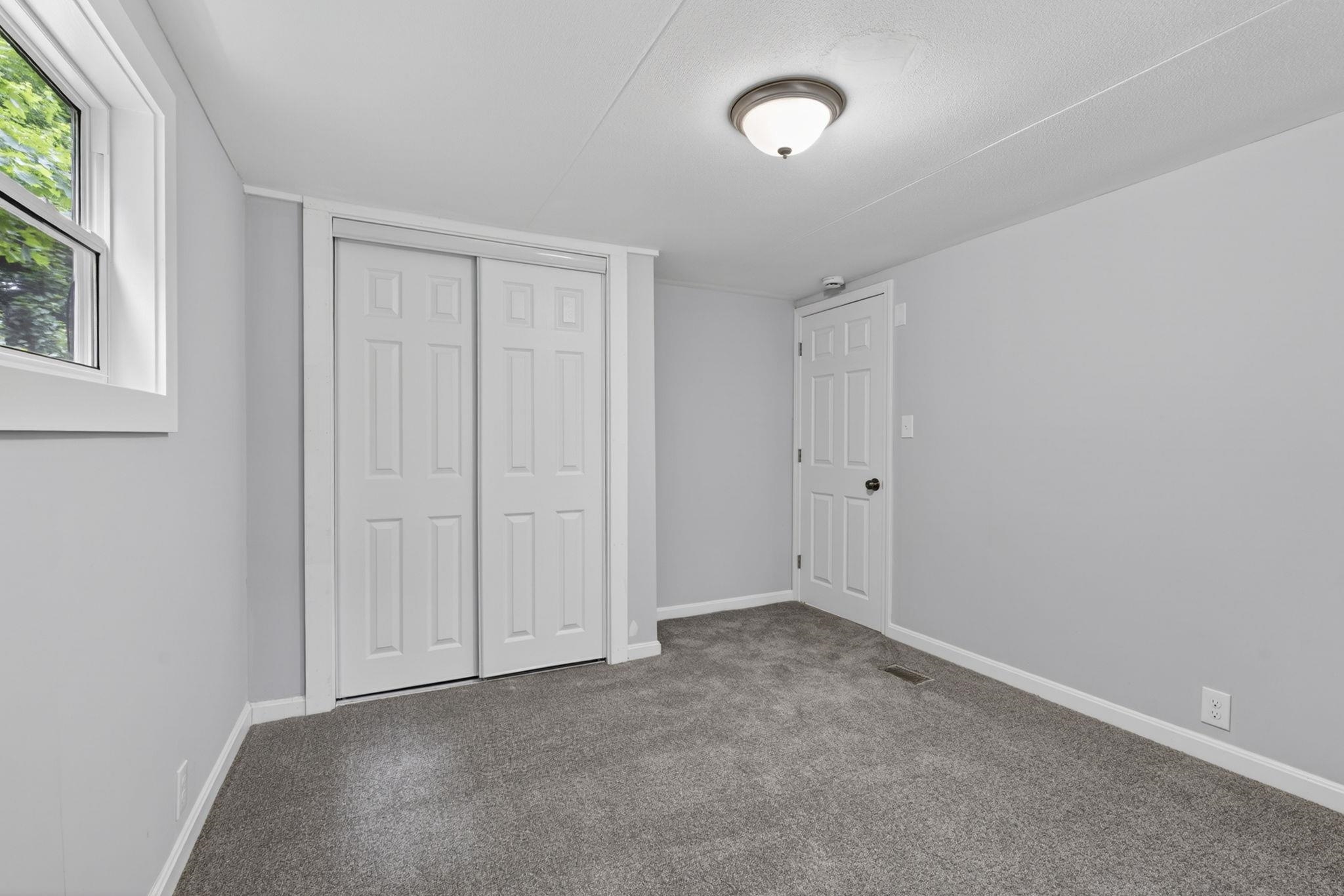 85 Coffin Road, Unit 20 Epping, NH 03042 - Photo 13 of 37
