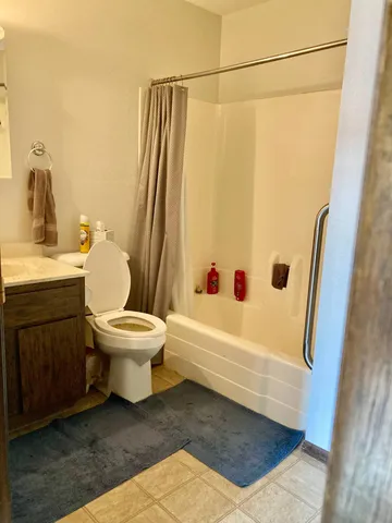 $900 | 301 West Bert Street, Unit 28, Lake Crystal, MN 56055