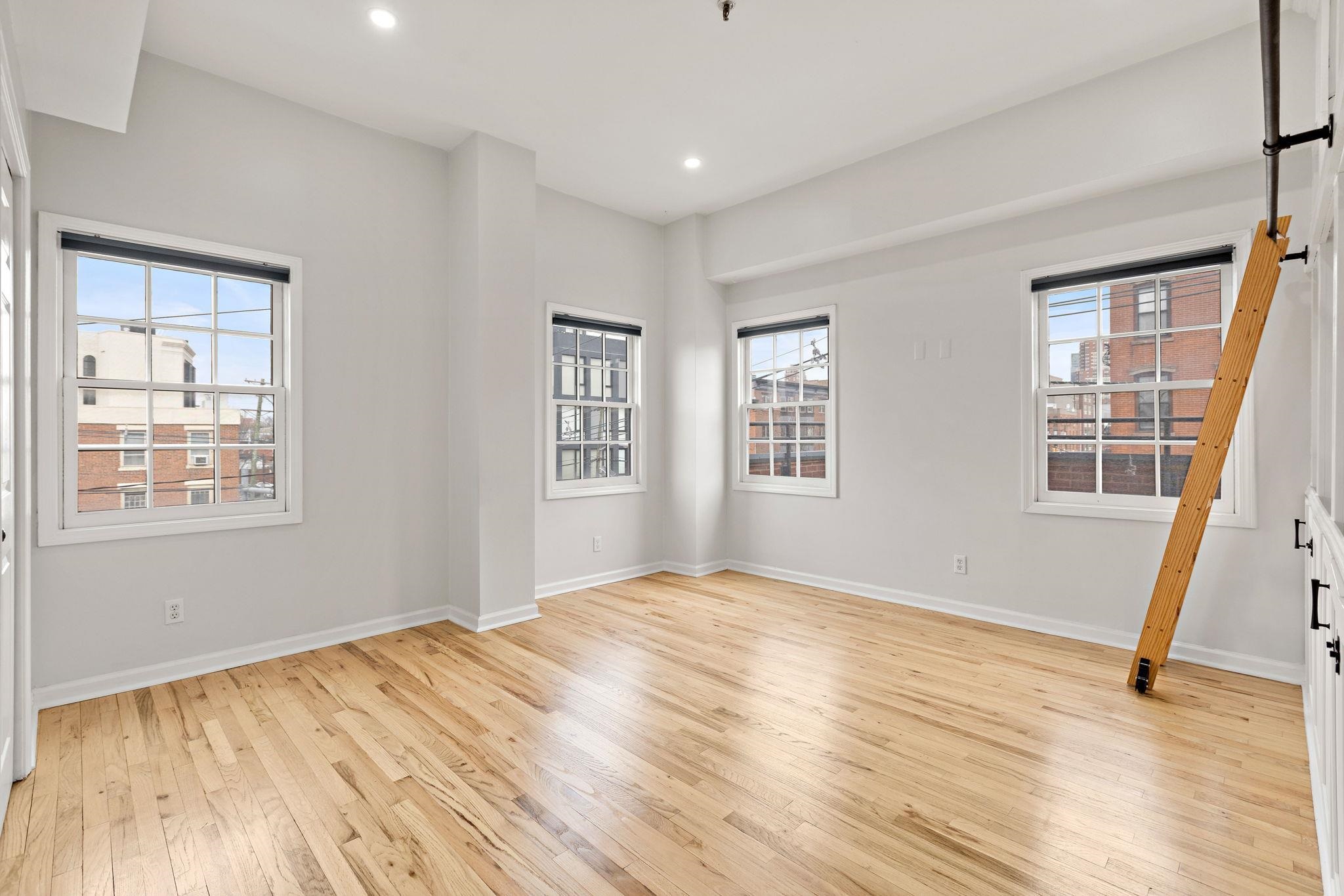 357 Varick Street, Unit 325B Jersey City, NJ 07302 - Photo 12 of 23