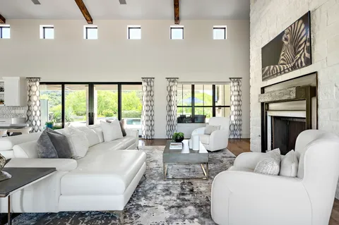 $1,699,000 | 811 Wade Road, Canyon Lake, TX 78132