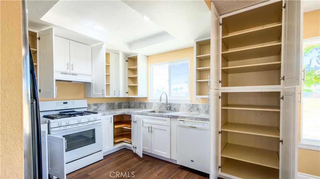 15576 Ute Road Apple Valley, CA 92307 - Photo 8 of 30 Gallery Image 8