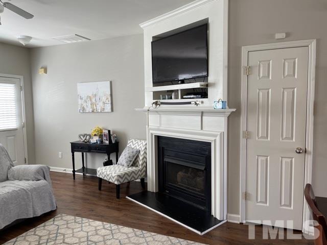 1745 Sorrell Brook Way Raleigh, NC 27609 - Photo 4 of 18