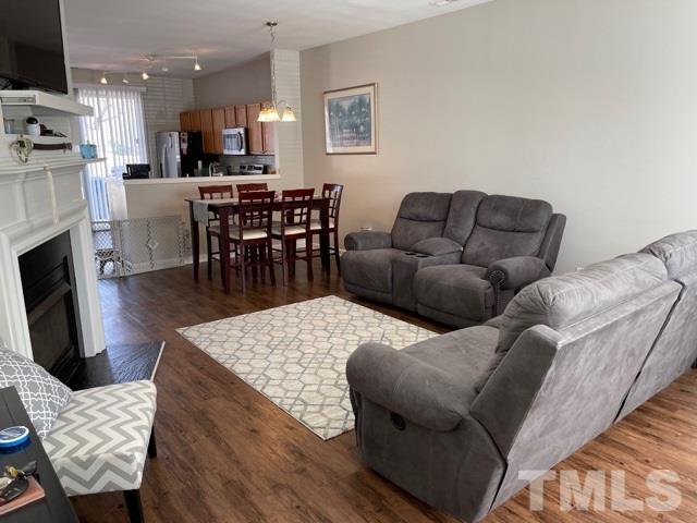 1745 Sorrell Brook Way Raleigh, NC 27609 - Photo 6 of 18