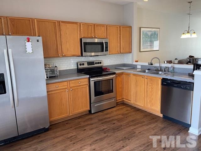 1745 Sorrell Brook Way Raleigh, NC 27609 - Photo 9 of 18
