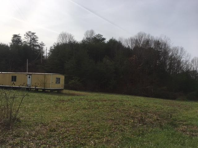 320 Winburn Woods Road Irvine, KY 40336 - Photo 2 of 10 Photo 2